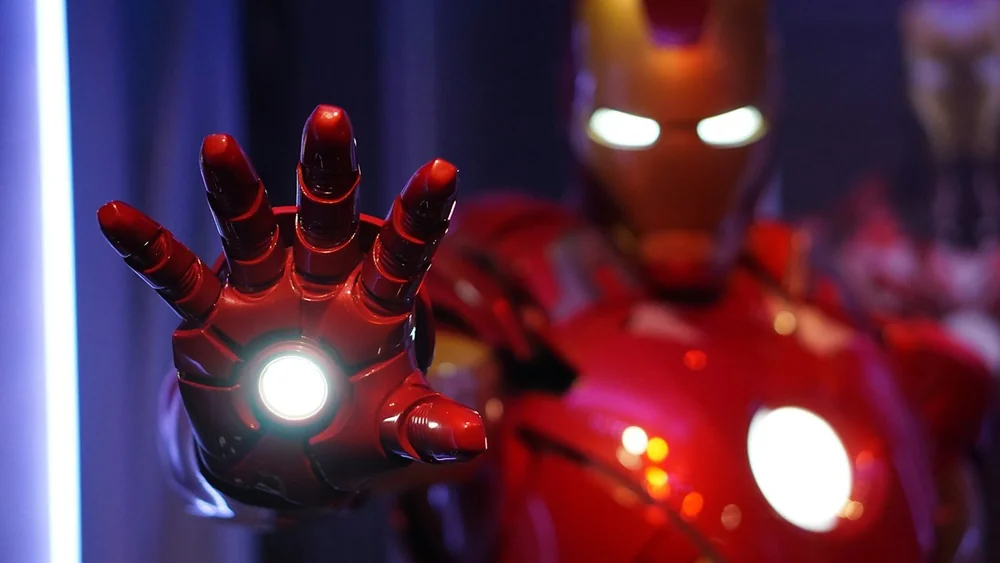 Iron Man armour and illuminated repulsor
